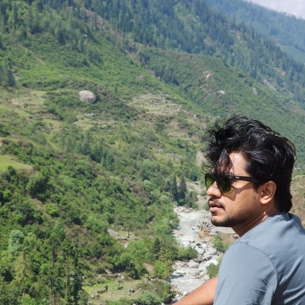 WhatsApp Image 2025-12-08 at 12.09.01